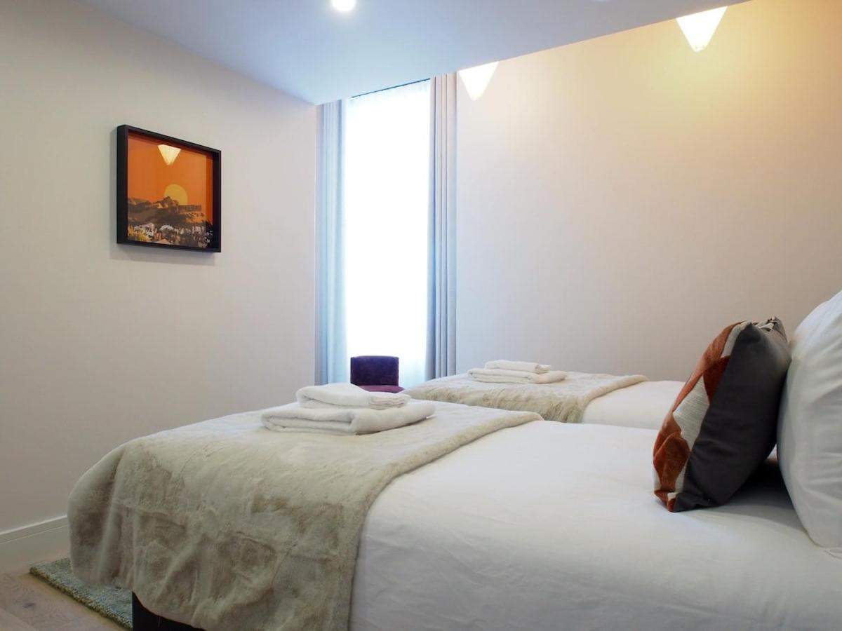 Stylish Mezzanine Loft In - Flat 5, Elgin House *