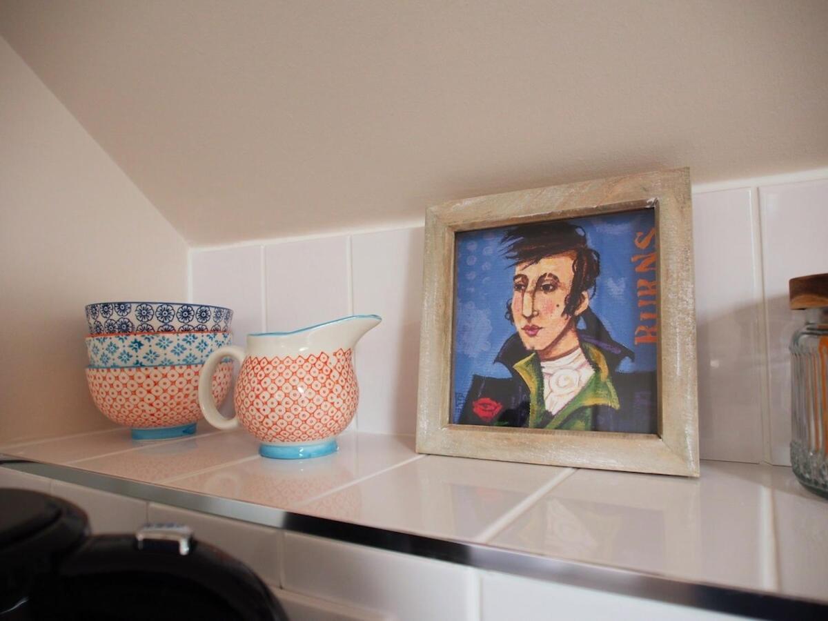 Stylish Mezzanine Loft In - Flat 5, Elgin House