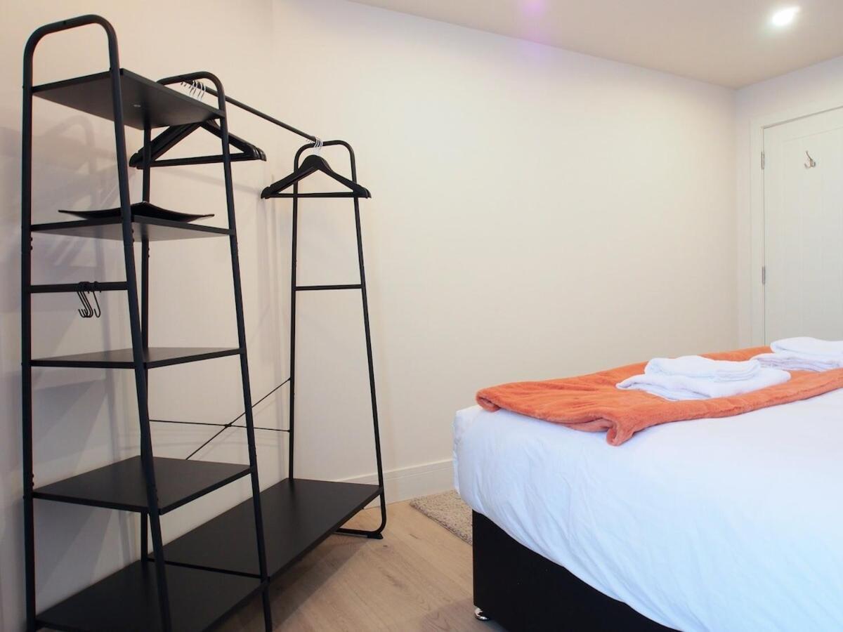 Apartment Stylish Mezzanine Loft In - Flat 5, Elgin House