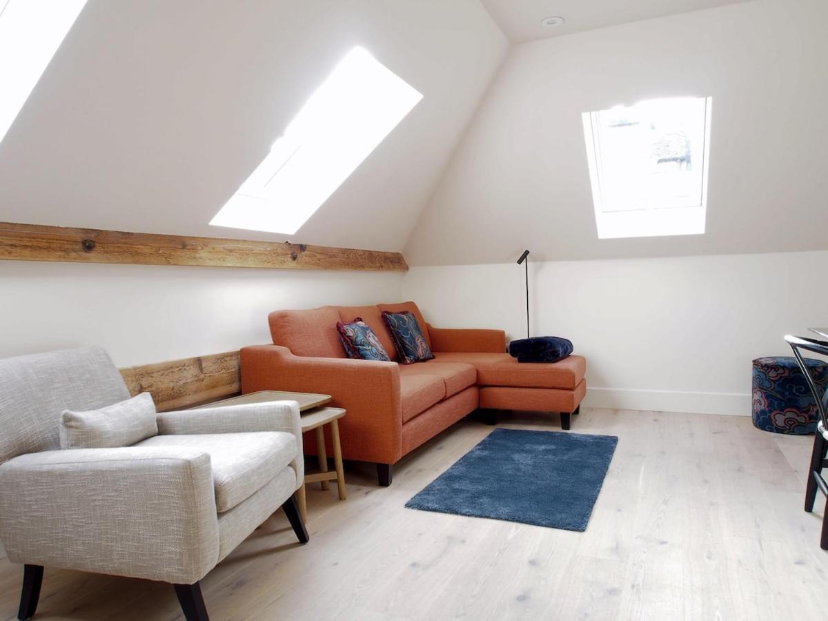 Apartment Stylish Mezzanine Loft In - Flat 5, Elgin House Edinburgh